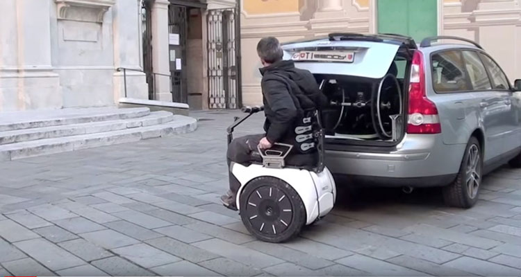 gennyMobility-video-01-cotxe